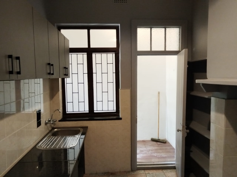 To Let 3 Bedroom Property for Rent in Muizenberg Western Cape